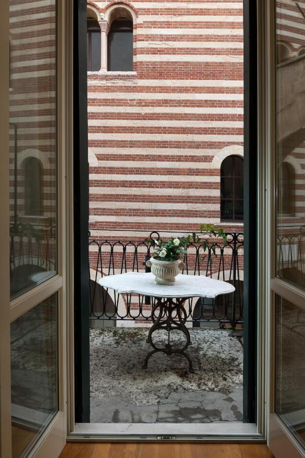 Apartamento Residenza Dei Signori - Italian Homing Verona Exterior foto